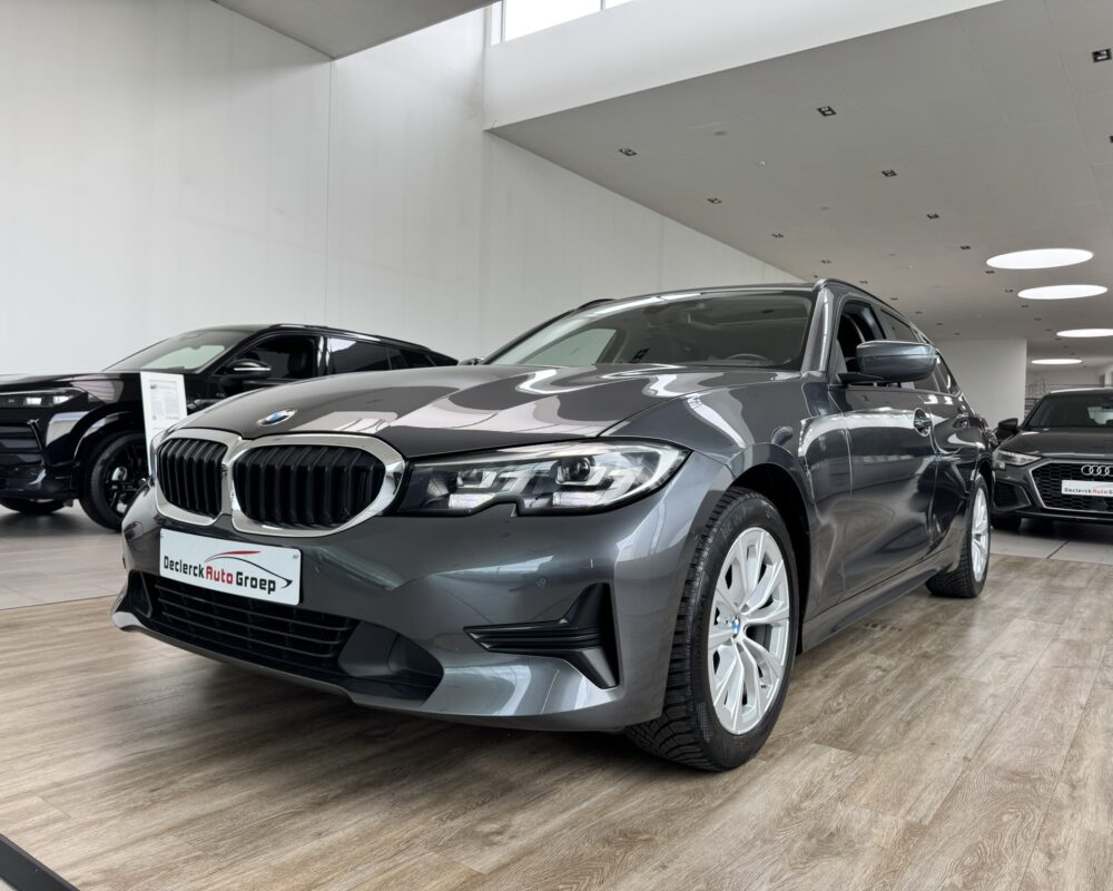 BMW 318i Touring